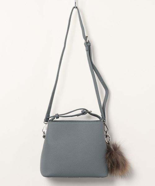 KOBE LETTUCE（コウベレタス）の「フェイクファーチャーム付き2wayショルダーバッグ＊レディース/鞄[B1227]神戸レタス（ショルダーバッグ・レディース・ブラック/ブルー系その他/キャメル/グレイッシュベージュ・FREE）」の16枚目の写真