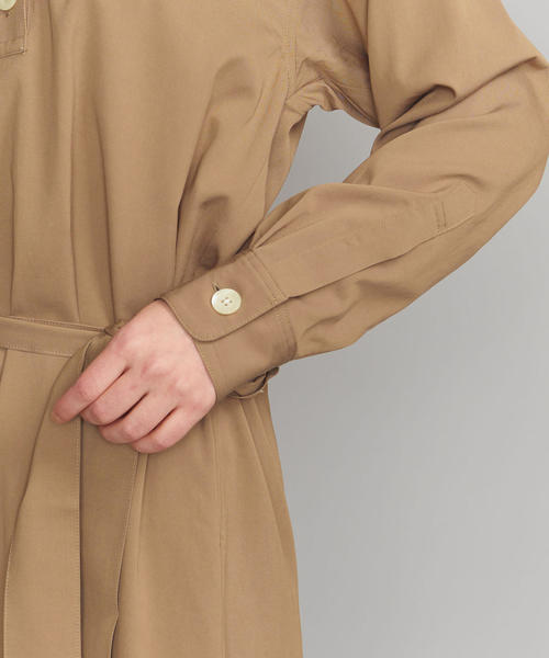 BEAUTY&YOUTH UNITED ARROWS（ビューティーアンドユースユナイテッドアローズ）の「BY スキッパースタンドカラーシャツワンピース ◆（ワンピース・レディース・ベージュ/オリーブ・MEDIUM/SMALL）」の10枚目の写真