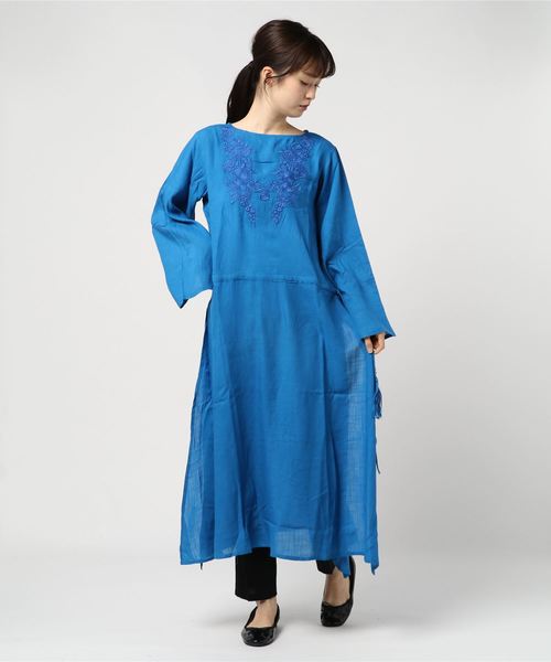 チャイハネ（チャイハネ）の「【チャイハネ】花刺繍サイドスリットロングワンピース（ワンピース・レディース・ホワイト/オレンジ/ブルー/グリーン・FREE）」の17枚目の写真