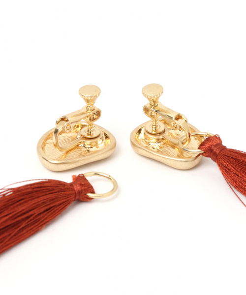 GLOBAL WORK(グローバルワーク)の「2WAYフリンジイヤリング/835628(イヤリング・レディース・ブルー/ベージュ/ブラウン・FREE)」の5枚目の写真