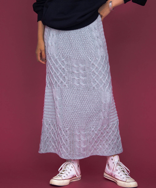 Aunt Marie's(アントマリーズ)の「AUNT MARIE'S ケーブル編みニットロングスカート(スカート・レディース・グレー/モカ/ナチュラル・FREE)」の12枚目の写真