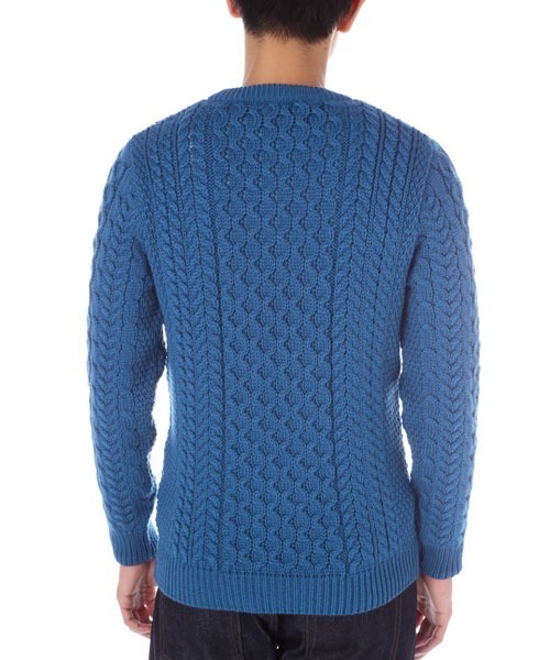 SUNSPEL(サンスペル)の「MEN’S MERINO WOOL(ニット/セーター・メンズ・ダークブルー/ダークオレンジ・SMALL/MEDIUM/LARGE)」の4枚目の写真