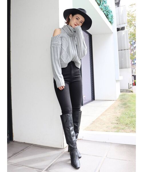 MURUA（ムルーア）の「JET BLACK SKINNY（デニムパンツ・レディース・ブラック・1/2/0）」の8枚目の写真