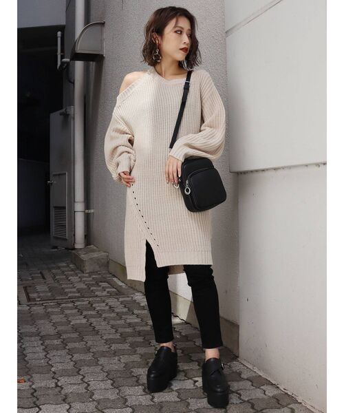 MURUA（ムルーア）の「JET BLACK SKINNY（デニムパンツ・レディース・ブラック・1/2/0）」の9枚目の写真