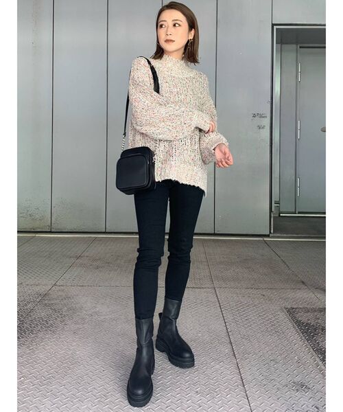 MURUA（ムルーア）の「JET BLACK SKINNY（デニムパンツ・レディース・ブラック・1/2/0）」の18枚目の写真