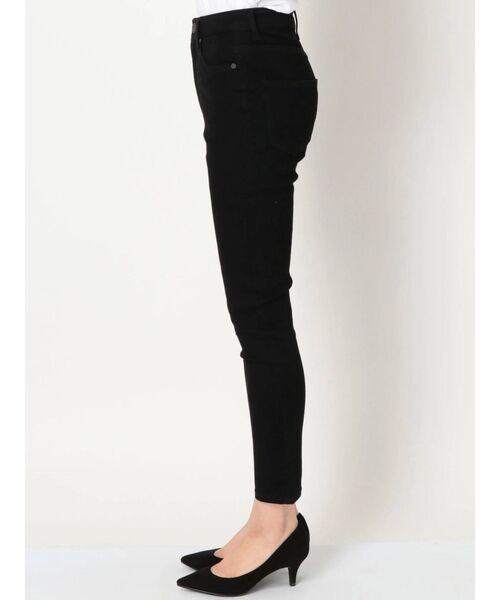 MURUA（ムルーア）の「JET BLACK SKINNY（デニムパンツ・レディース・ブラック・1/2/0）」の20枚目の写真
