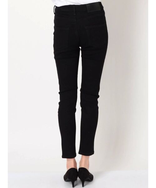 MURUA（ムルーア）の「JET BLACK SKINNY（デニムパンツ・レディース・ブラック・1/2/0）」の21枚目の写真