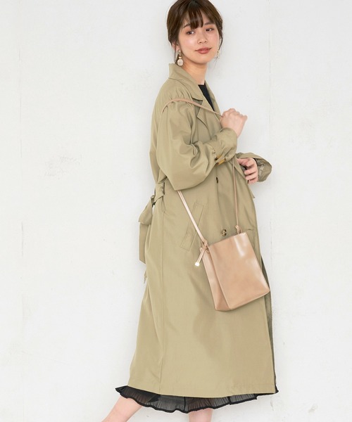 natural couture(ナチュラルクチュール)の「【WEB限定カラー有り】ラグラントレンチコート(トレンチコート・レディース・ベージュ/カーキ/ピンクベージュ/グレイッシュベージュ・FREE)」の20枚目の写真