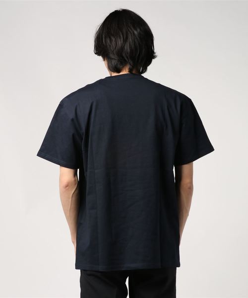 Carhartt WIP(カーハートダブリューアイピー)の「S/S CHASE T-SHIRT(Tシャツ/カットソー・メンズ・オレンジ/ブラック/グレー/ホワイト/エメラルド/ダークネイビー/ロイヤルブルー/バーガンディー/カーキ・MEDIUM/SMALL/X-LARGE/LARGE/XX-LARGE/X-SMALL)」の11枚目の写真