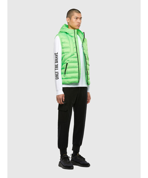 DIESEL（ディーゼル）の「メンズ 中綿 ベスト シンサレート