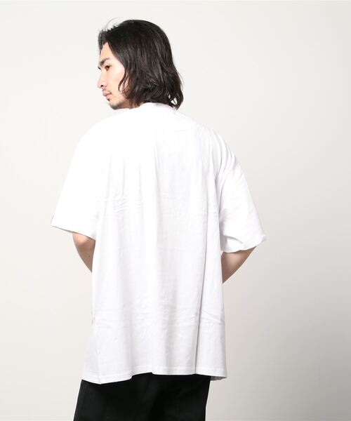 Pledge(プレッジ)の「【pledge】ビッグシルエット バックプリントTシャツ(Tシャツ/カットソー・メンズ・ホワイト系その他4/ホワイト系その他/ホワイト系その他6/ホワイト系その他2/ホワイト系その他5/ブラック系その他・LARGE/MEDIUM)」の10枚目の写真