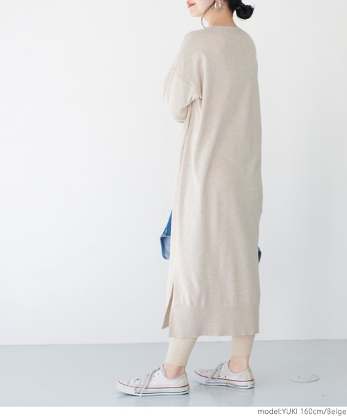 coca(coca)(コカ)の「クルーネックニットワンピース(ワンピース・レディース・チャコールグレー/ベージュ・ONE SIZE)」の14枚目の写真