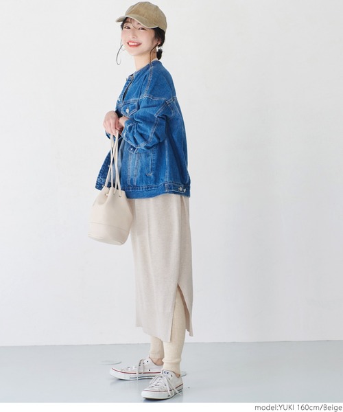 coca(coca)(コカ)の「クルーネックニットワンピース(ワンピース・レディース・チャコールグレー/ベージュ・ONE SIZE)」の4枚目の写真
