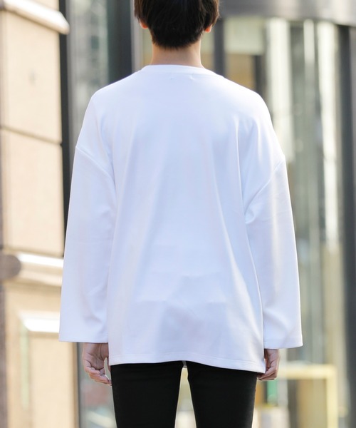 Beno(ビーノ)の「ストレッチR/Tスムース ローズデザイン貼付け ルーズシルエット ロングスリーブTEE(Tシャツ/カットソー・メンズ・ホワイト/ライトベージュ/ラベンダー/サックスブルー/ブラック・FREE)」の13枚目の写真