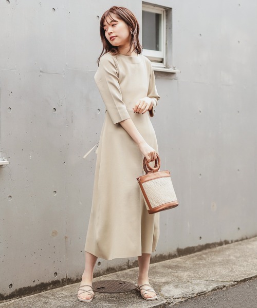 natural couture(ナチュラルクチュール)の「【WEB限定】美シルエットポリニットワンピース Lサイズ(ワンピース・レディース・パープル/ライトベージュ/ブラック/カーキ・FREE)」の3枚目の写真