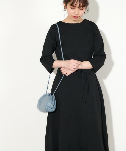 natural couture(ナチュラルクチュール)の「【WEB限定】美シルエットポリニットワンピース Lサイズ(ワンピース・レディース・パープル/ライトベージュ/ブラック/カーキ・FREE)」の5枚目の写真