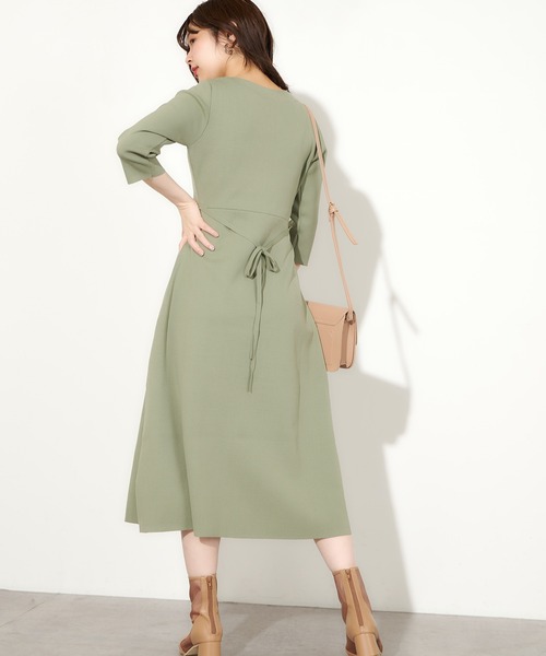 natural couture(ナチュラルクチュール)の「【WEB限定】美シルエットポリニットワンピース Lサイズ(ワンピース・レディース・パープル/ライトベージュ/ブラック/カーキ・FREE)」の9枚目の写真