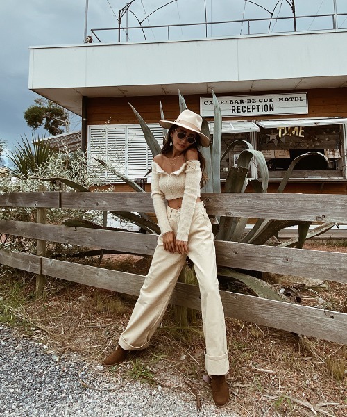 esutoreja（エストレジャ）の「ハイウエストストレートwideデニム（チノパンツ・レディース・ベージュ/オフホワイト・S/M）」の3枚目の写真