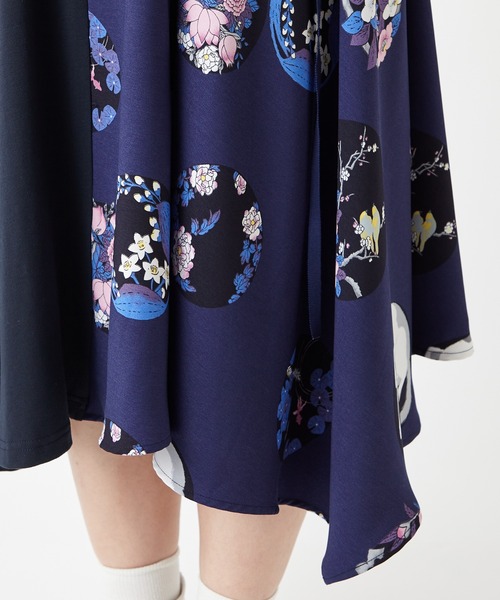 ＊茶々丸　美品　ふりふ　キクツバメ　花天井　切替ワンピース　ネイビー　和柄 ふりふ（フリフ）の「【キクマツバメ・花天井】切替ワンピース