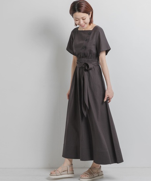 URBAN RESEARCH Sonny Label（アーバンリサーチサニーレーベル）の「スクエアネックリネンワンピース（ワンピース・レディース・ネイビー/オフホワイト/スミクロ・FREE）」の11枚目の写真