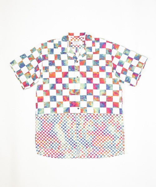 OURET(オーレット)の「60コットンサテンムラ染めチェッカー 切替オープンカラー半袖シャツ(シャツ/ブラウス・メンズ・ブラック/パープル/グレー/カーキ・2/1)」の4枚目の写真