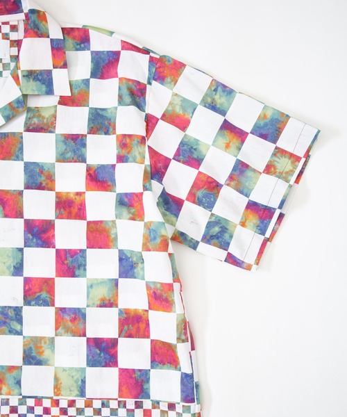 OURET(オーレット)の「60コットンサテンムラ染めチェッカー 切替オープンカラー半袖シャツ(シャツ/ブラウス・メンズ・ブラック/パープル/グレー/カーキ・2/1)」の12枚目の写真