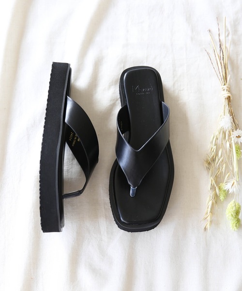 menue(メヌエ)の「スクエアトゥ厚底トングサンダル(サンダル・レディース・ホワイト/ブラック/グレイッシュベージュ/ブラウン系その他・LL/3L/S/M/L/XS)」の13枚目の写真