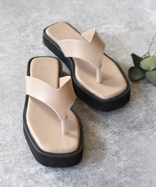 menue(メヌエ)の「スクエアトゥ厚底トングサンダル(サンダル・レディース・ホワイト/ブラック/グレイッシュベージュ/ブラウン系その他・LL/3L/S/M/L/XS)」の10枚目の写真