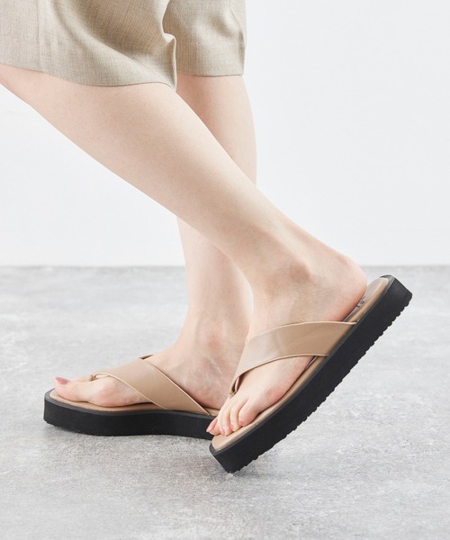 menue(メヌエ)の「スクエアトゥ厚底トングサンダル(サンダル・レディース・ホワイト/ブラック/グレイッシュベージュ/ブラウン系その他・LL/3L/S/M/L/XS)」の18枚目の写真