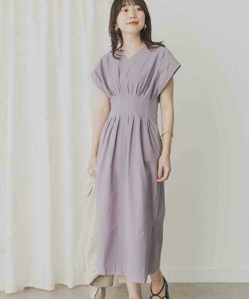 KBF+（ケービーエフプラス）の「KBF+　ウエストタックフレンチワンピース（ワンピース・レディース・ベージュ系その他/ブラック/パープル・ONE）」の3枚目の写真