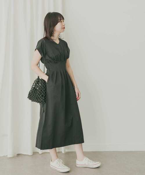 KBF+（ケービーエフプラス）の「KBF+　ウエストタックフレンチワンピース（ワンピース・レディース・ベージュ系その他/ブラック/パープル・ONE）」の15枚目の写真