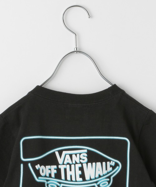 VANS（バンズ）の「【VANS(ヴァンズ)】ロゴＴ(KIDS)（Tシャツ/カットソー・キッズ・ブラック/オフホワイト/オレンジ・MEDIUM/LARGE/X-LARGE/XX-LARGE）」の12枚目の写真