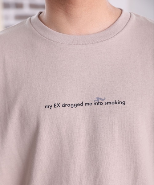 ACE SHOP（エースショップ）の「エモタバコガールプリントTシャツ【ファッション系YouTuberめんくろ。コラボ】（Tシャツ/カットソー・メンズ・ホワイト/ブルー/ベージュ・FREE）」の17枚目の写真