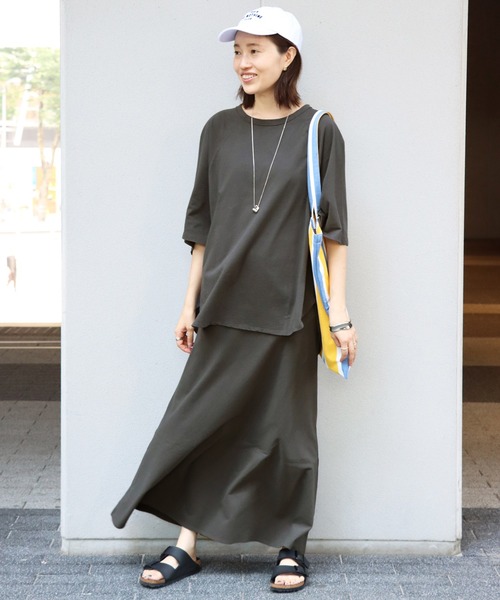 SLOBE IENA（スローブイエナ）の「強撚天竺BIGニュアンスプルオーバー【手洗い可能】◆（Tシャツ/カットソー・レディース・ブラック/ブラウン・FREE）」の9枚目の写真