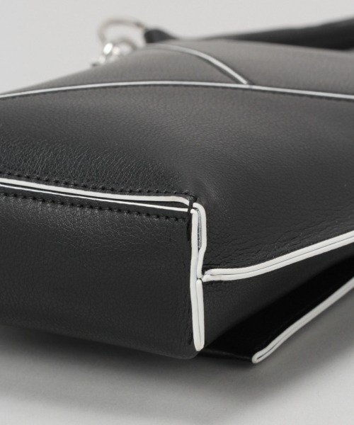 JEANASIS（ジーナシス）の「キリカエミニショルダー/214640（ショルダーバッグ・レディース・ホワイト/ブラック/シルバー/ブルー/グリーン・FREE）」の19枚目の写真