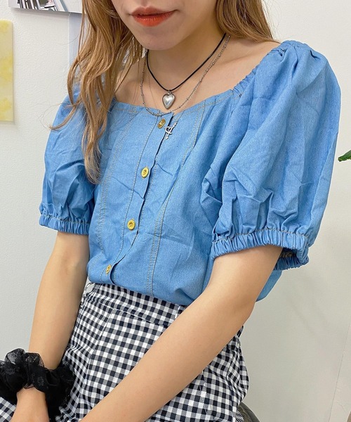 WEGO（ウィゴー）の「WEGO/デニムパフスリーブブラウス（シャツ/ブラウス・レディース・ブルー・FREE）」の4枚目の写真