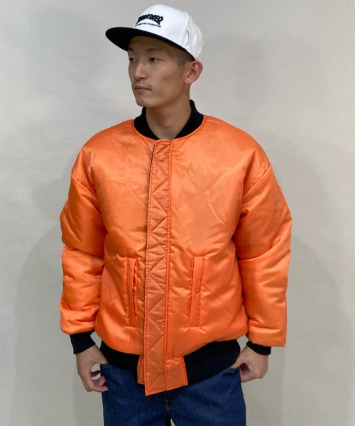 RVCA(ルーカ)の「RVCA/ルーカ リバーシブル ナイロンMA-1 BB042-766(MA-1・メンズ・ブラック/グリーン・S/M/L)」の17枚目の写真