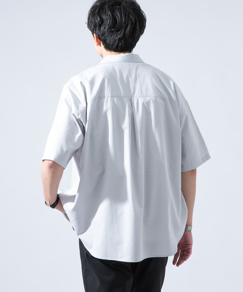 URBAN RESEARCH ROSSO MEN(アーバンリサーチロッソメン)の「『XLサイズあり』ECOVEROオーバー半袖シャツ(シャツ/ブラウス・メンズ・ブラック/グレー/カーキ・MEDIUM/LARGE/X-LARGE)」の10枚目の写真