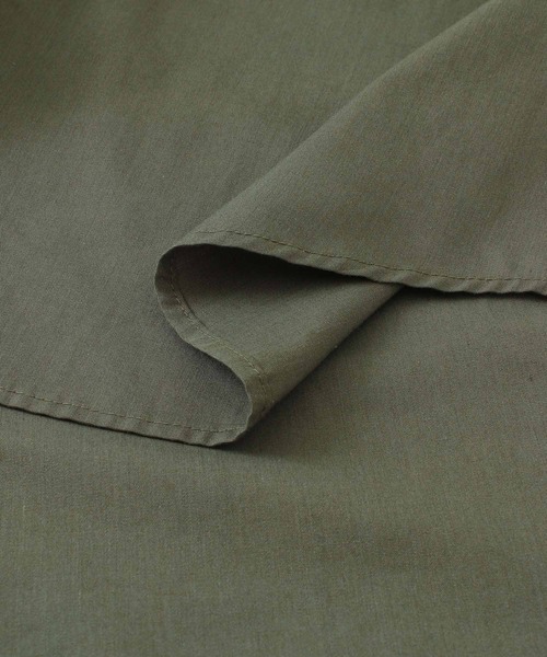 URBAN RESEARCH ROSSO MEN(アーバンリサーチロッソメン)の「『XLサイズあり』ECOVEROオーバー半袖シャツ(シャツ/ブラウス・メンズ・ブラック/グレー/カーキ・MEDIUM/LARGE/X-LARGE)」の18枚目の写真