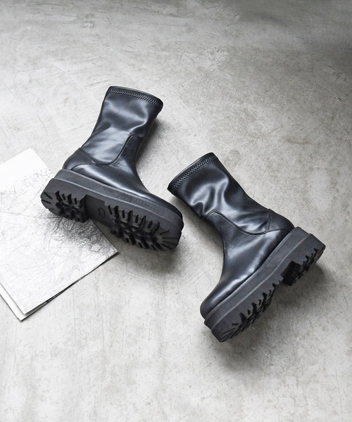 NOFALL（ノーフォール）の「トラックソールストレッチミドルビガーブーツ（ブーツ・レディース・ブラック/アイボリー・LL/3L/S/M/L）」の11枚目の写真