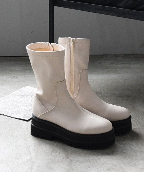 NOFALL（ノーフォール）の「トラックソールストレッチミドルビガーブーツ（ブーツ・レディース・ブラック/アイボリー・LL/3L/S/M/L）」の17枚目の写真