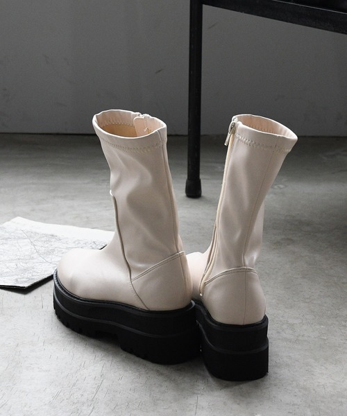 NOFALL（ノーフォール）の「トラックソールストレッチミドルビガーブーツ（ブーツ・レディース・ブラック/アイボリー・LL/3L/S/M/L）」の18枚目の写真