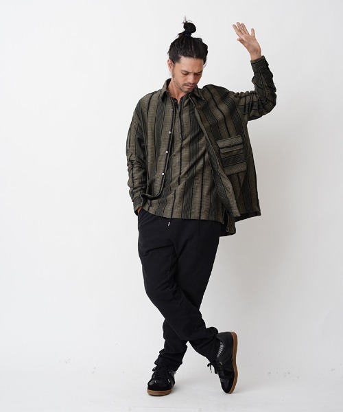 EGO TRIPPING(エゴトリッピング)の「mp9311-PINTUCK ZIP SWEATPANTS スウェットパンツ(スウェットパンツ・メンズ・サンドベージュ/ブラック・33/29/31)」の21枚目の写真