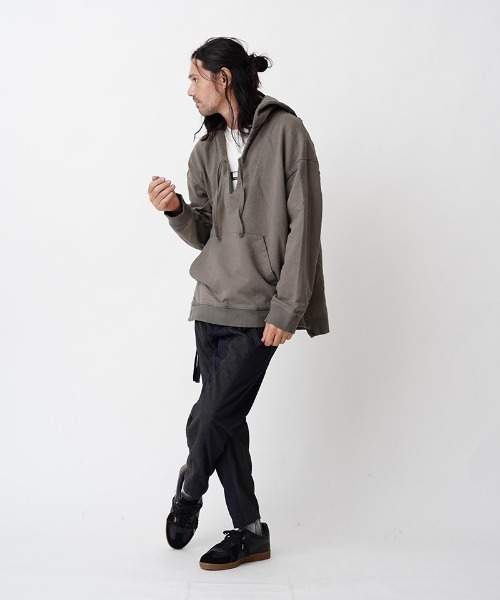 EGO TRIPPING(エゴトリッピング)の「mp9311-PINTUCK ZIP SWEATPANTS スウェットパンツ(スウェットパンツ・メンズ・サンドベージュ/ブラック・33/29/31)」の9枚目の写真