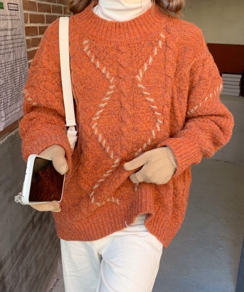 ABITOKYO（アビトーキョー）の「ハンドステッチ風ケーブルニットプルオーバー（ニット/セーター・レディース・ベージュ/グリーン/パープル/レッド/オレンジ・FREE）」の13枚目の写真