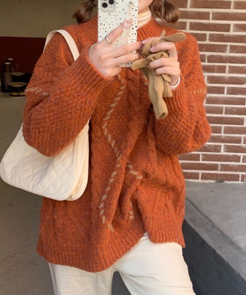 ABITOKYO（アビトーキョー）の「ハンドステッチ風ケーブルニットプルオーバー（ニット/セーター・レディース・ベージュ/グリーン/パープル/レッド/オレンジ・FREE）」の15枚目の写真