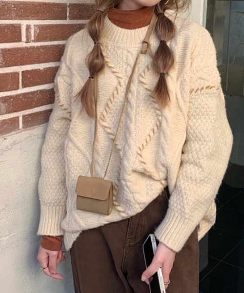 ABITOKYO（アビトーキョー）の「ハンドステッチ風ケーブルニットプルオーバー（ニット/セーター・レディース・ベージュ/グリーン/パープル/レッド/オレンジ・FREE）」の8枚目の写真