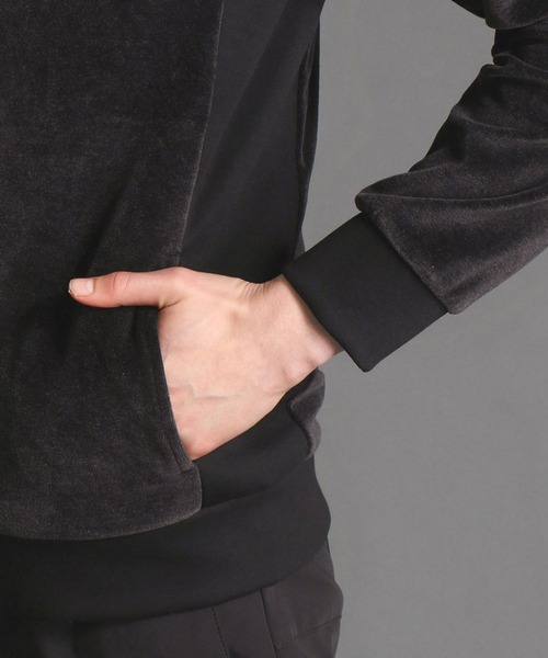 MONSIEUR NICOLE（ムッシュニコル）の「【ex/tra】ベロア ハイブリッドフーディ（パーカー・メンズ・グレー/チャコールグレー・MEDIUM/LARGE/X-LARGE）」の6枚目の写真