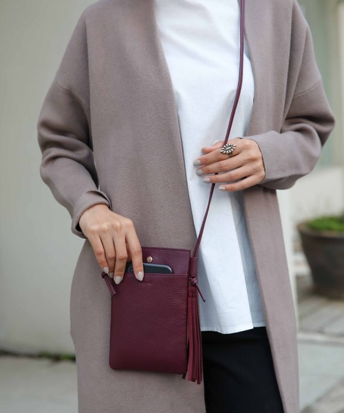 Ungrid（アングリッド）の「【Ungrid/アングリッド】牛革天然石ブローチタッセル　マルチポシェット（ショルダーバッグ・レディース・カーキ/ベージュ/グレー/ミント/ダークグリーン/ライトグリーン/ダークブルー/ターコイズブルー/ベージュ系その他/ブラック/オリーブ/ワイン/ピンク/キャメル/マスタード/アイボリー/ブルー系その他・FREE）」の17枚目の写真