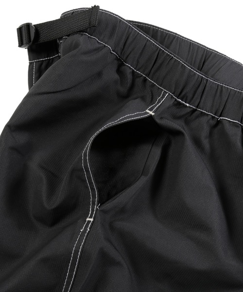 HUF（ハフ）の「HUF PEAK CONTRAST SHORT ハフ ピーク コントラスト ショートパンツ（その他パンツ・メンズ・ブラック・LARGE/MEDIUM/SMALL）」の10枚目の写真